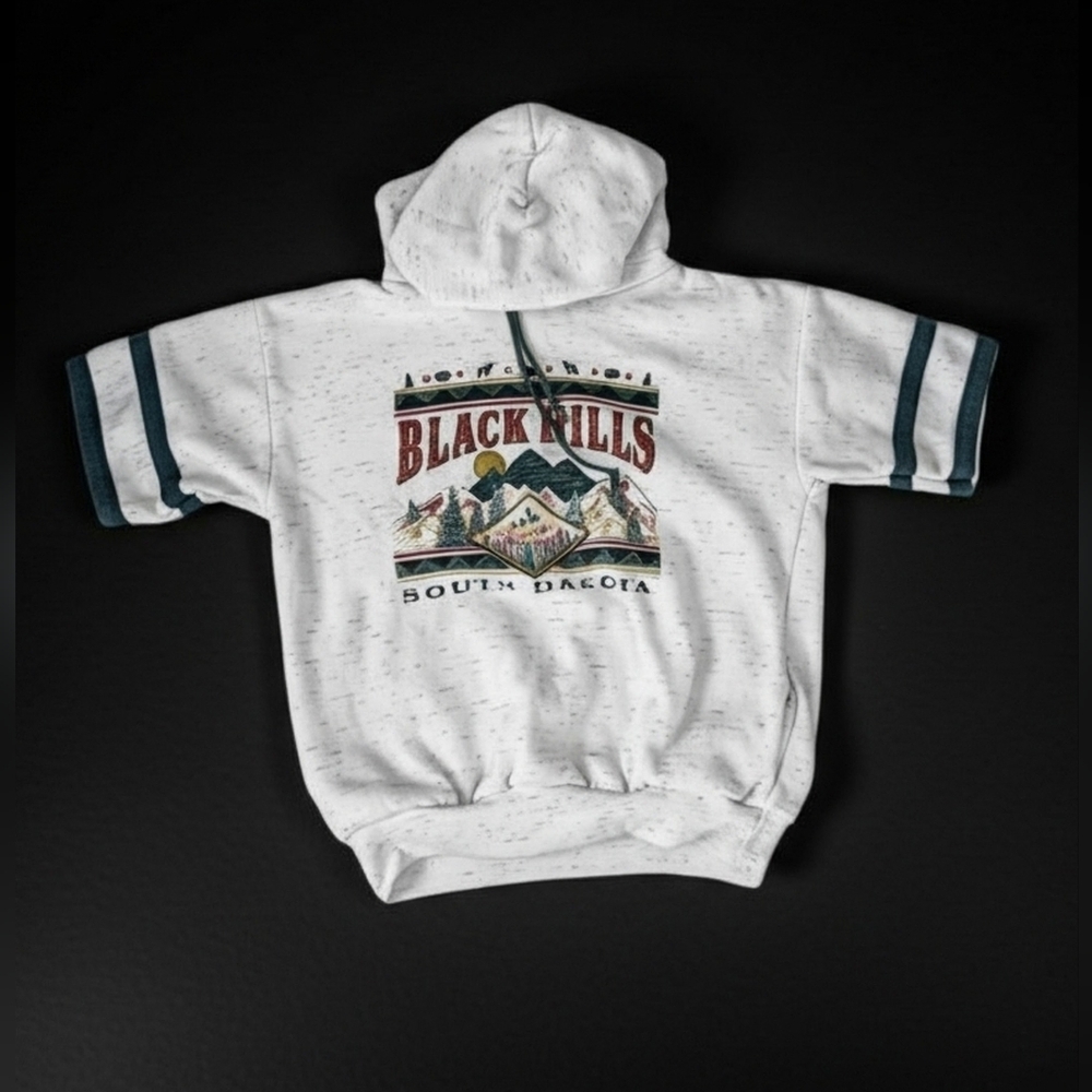 Vintage Black Hills South Dakota Tourist Cut Off Hoodie Distressed 90s Retro‎
